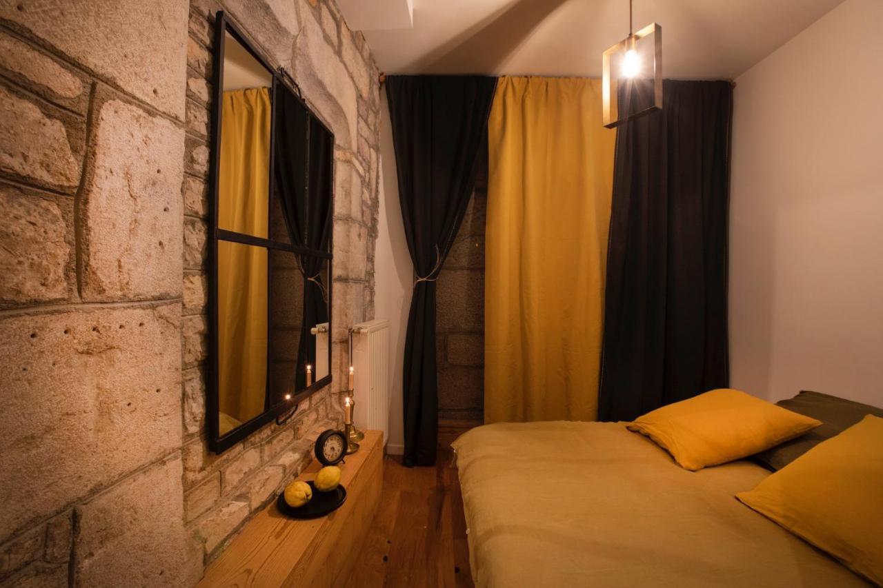 Appartement Avec Sauna Au Pied De La Citadelle Besancon Bagian luar foto